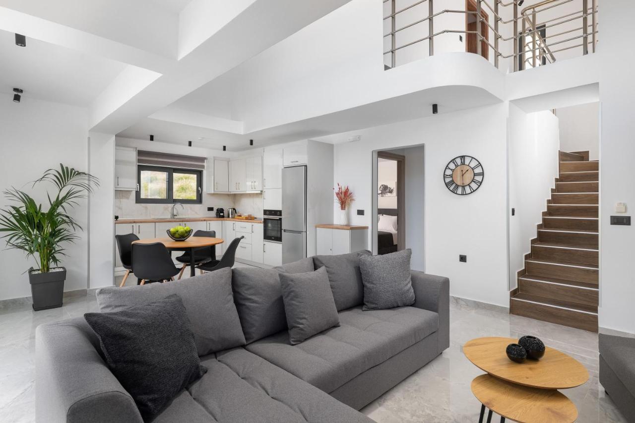 Aiora Luxury Villas Afantou Extérieur photo
