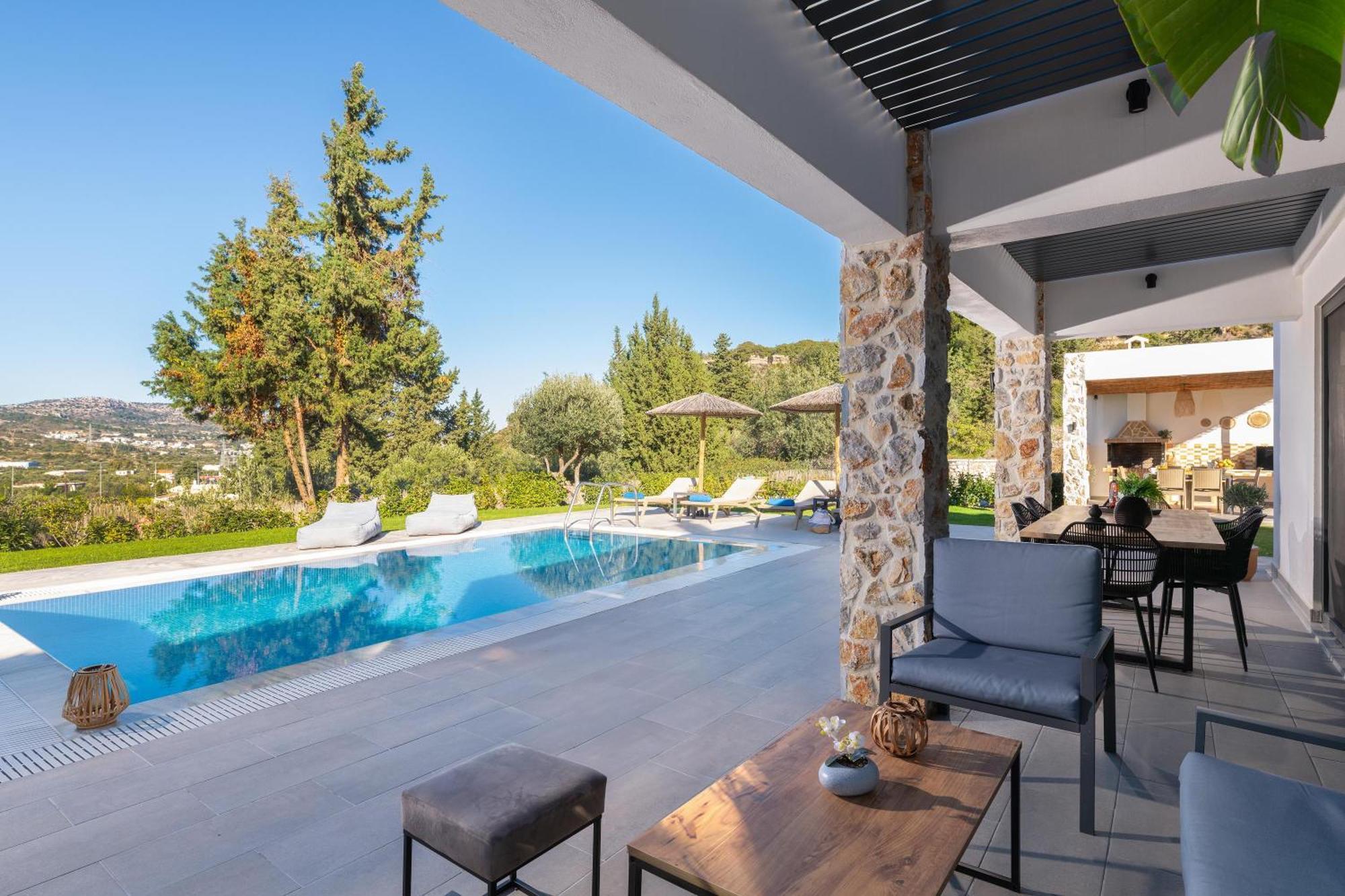 Aiora Luxury Villas Afantou Extérieur photo