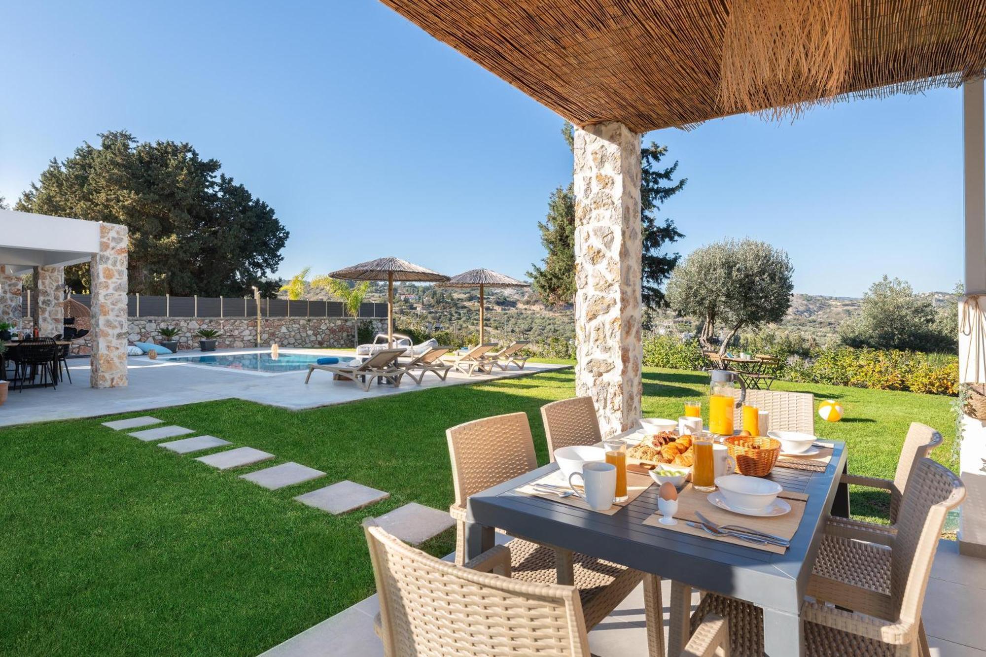 Aiora Luxury Villas Afantou Extérieur photo